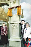 Sr Ann Milne & Declan Lyons and Shadow Education secretary at the unveiling of  the ORI plague in 1992. Photo, by kind permission of the Oldham Chronicle.